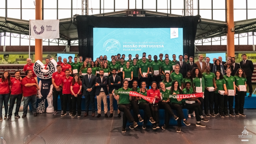 Apresentados estudantes-atletas que partem para Universíada de Nápoles